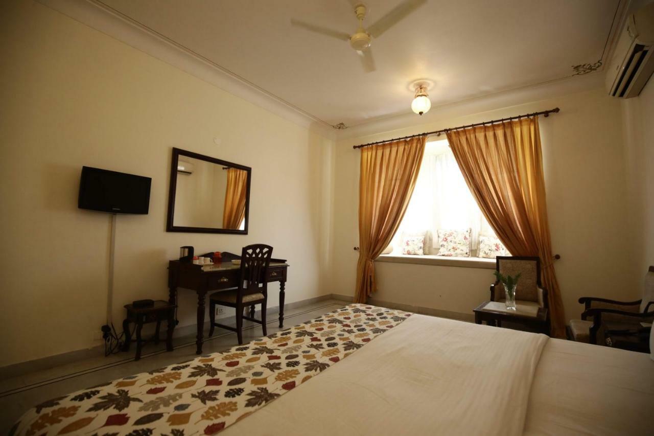 Akshay Niwas Boutique Luxury Hotel Ουνταϊπούρ Εξωτερικό φωτογραφία